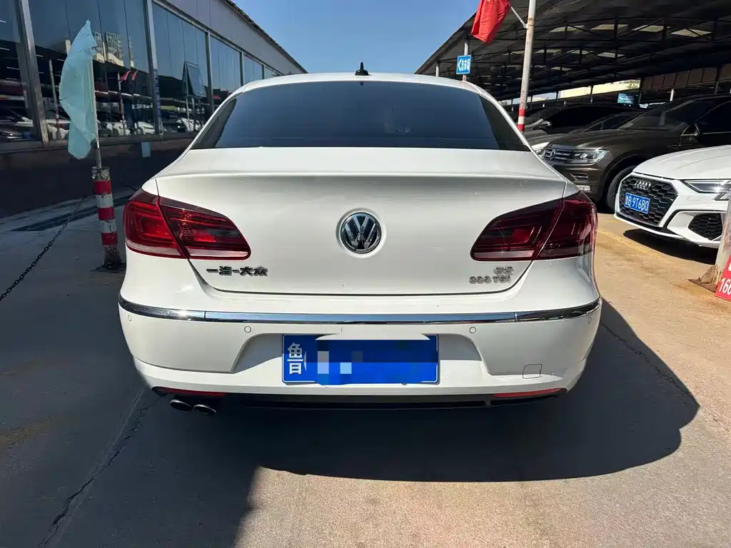 Volkswagen CC — миниатюра 11
