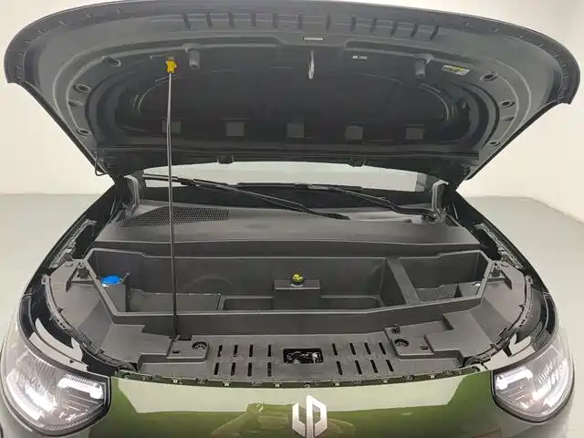 Leapmotor Leapmotor A10 — миниатюра 8