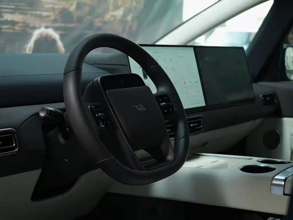 Li Auto Li MEGA — миниатюра 6