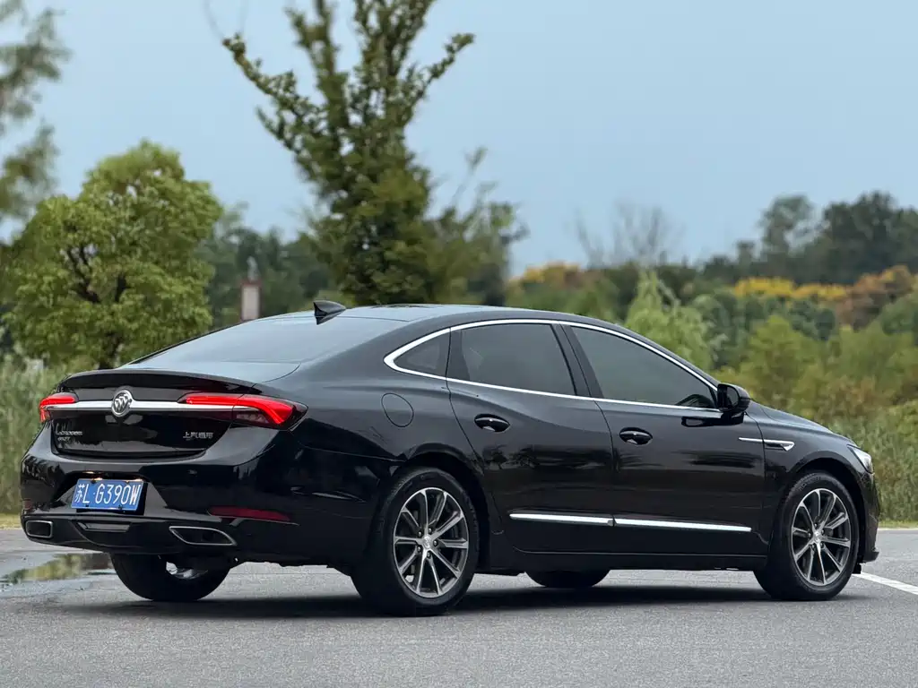Buick LaCrosse — миниатюра 5