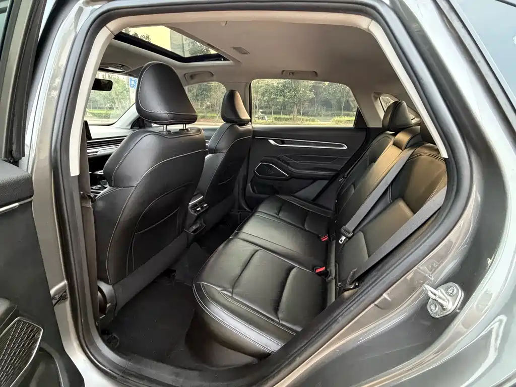 Geely Emgrand — миниатюра 6