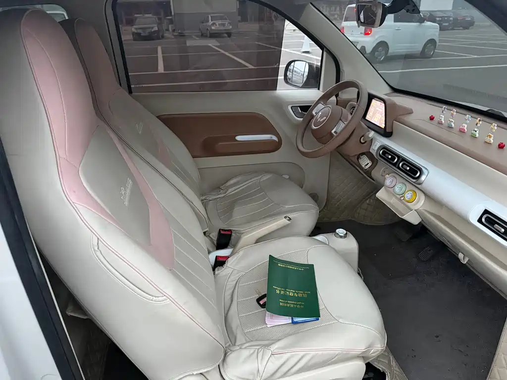 Wuling MINIEV — миниатюра 15