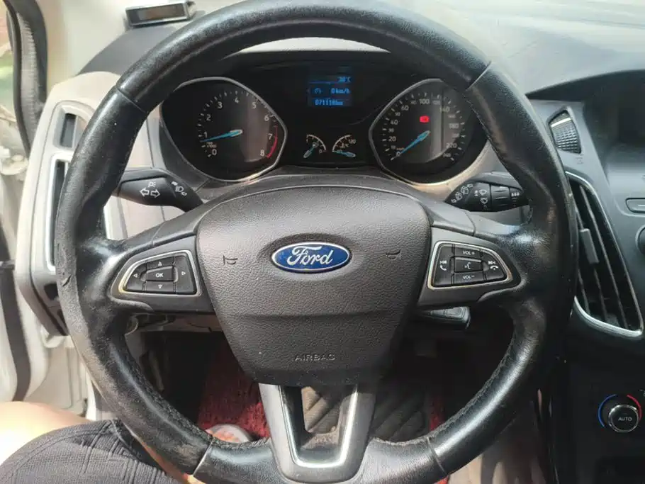 Ford Focus — миниатюра 15