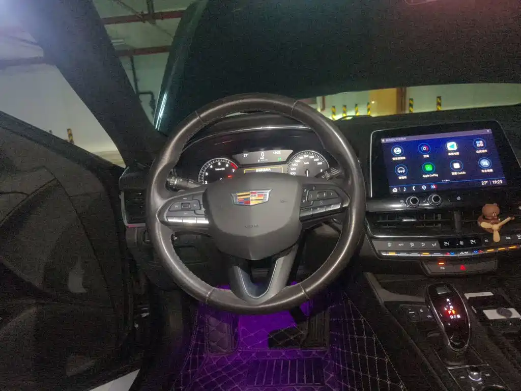 Cadillac CT5 — миниатюра 6