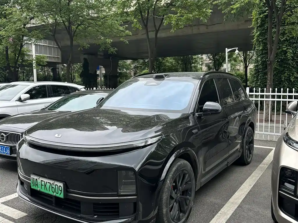 Li Auto Li L8 2023