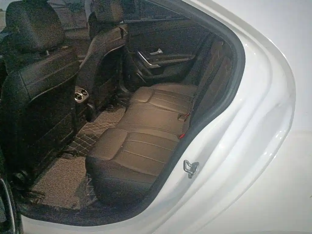Mercedes-Benz A-Class — миниатюра 13