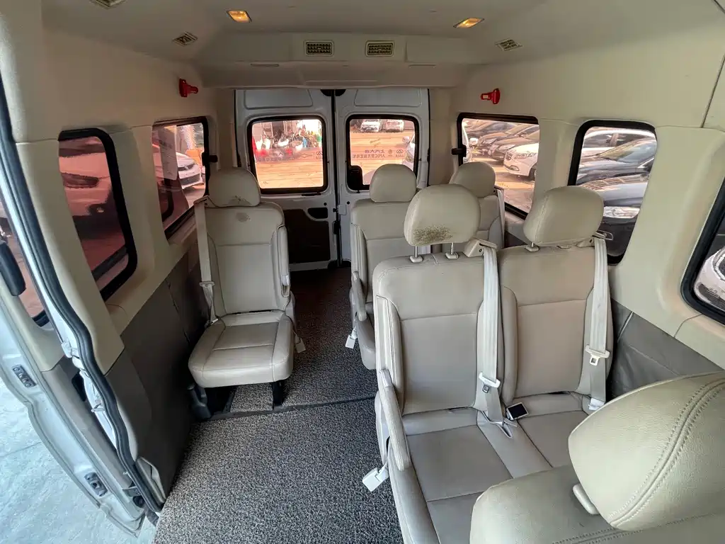 MAXUS V80 — миниатюра 15