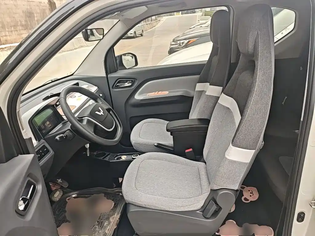 Wuling MINIEV — миниатюра 15