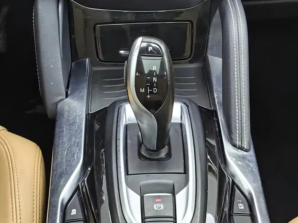 Zhonghua V7 — миниатюра 13