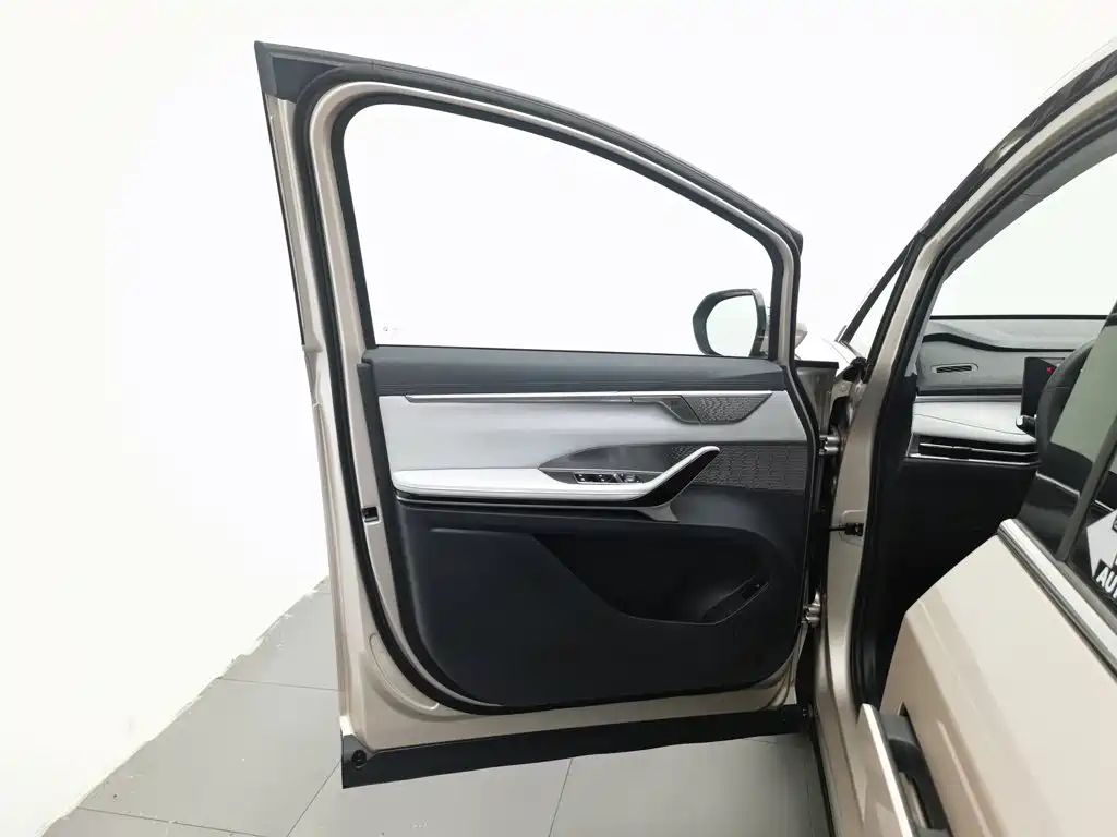 Maxus G70 — миниатюра 8