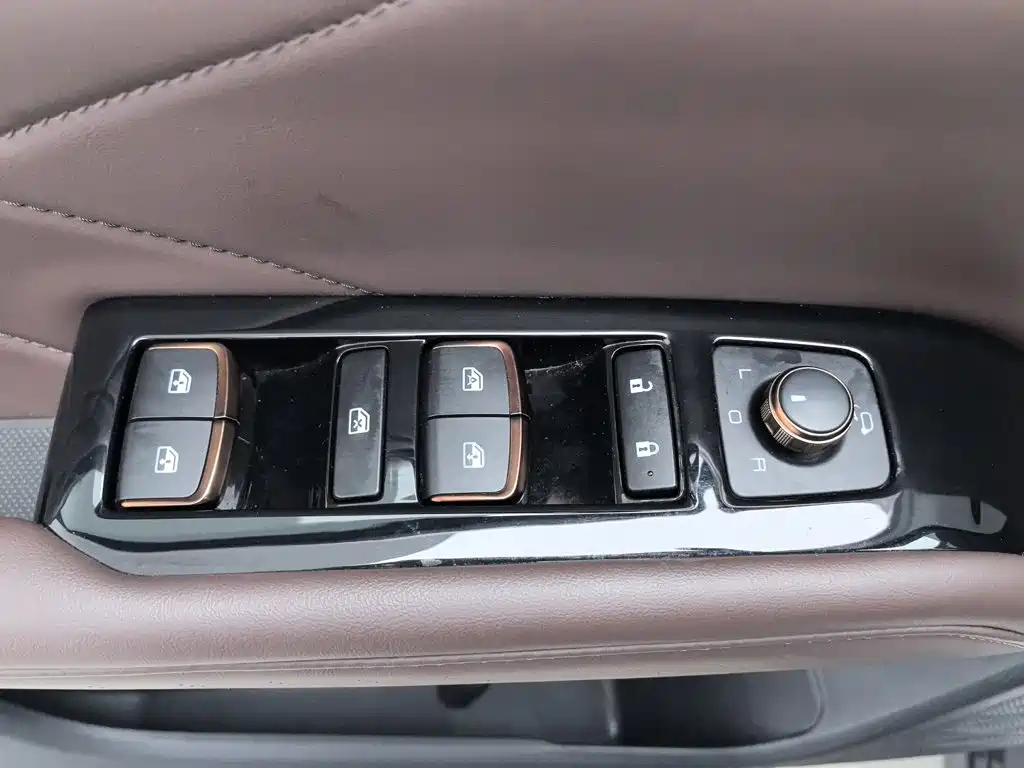 Dongfeng Rich 7 — миниатюра 9