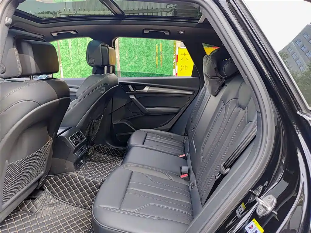 Audi Q5L 2025 45 TFSI Luxury