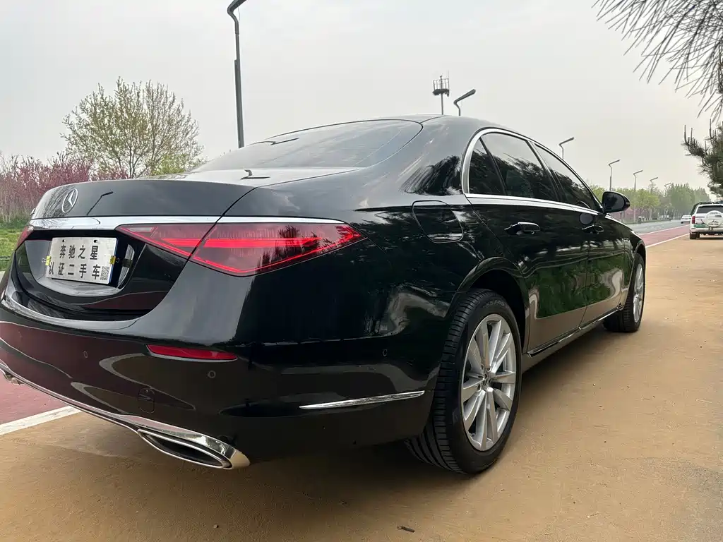 Mercedes-Benz S-Class — миниатюра 19