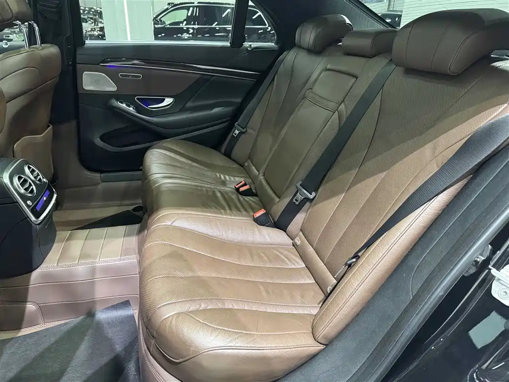 Mercedes-Benz S-Class — миниатюра 22