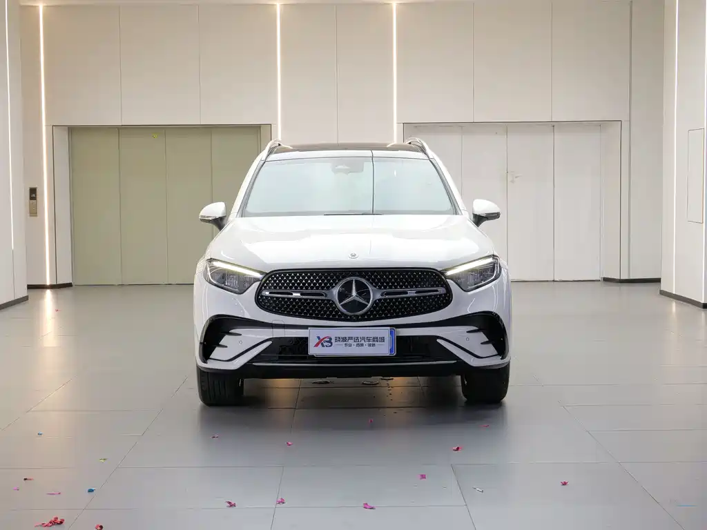 Mercedes-Benz GLC 2025 GLC 260 L 4MATIC