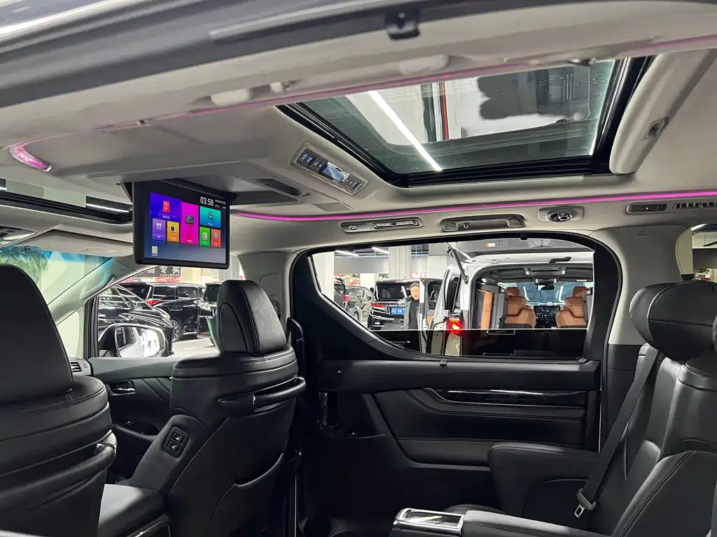 Toyota Vellfire 2021 2.5L HV Luxury