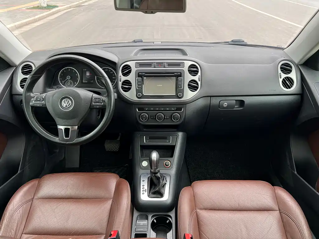 Volkswagen Tiguan — миниатюра 13
