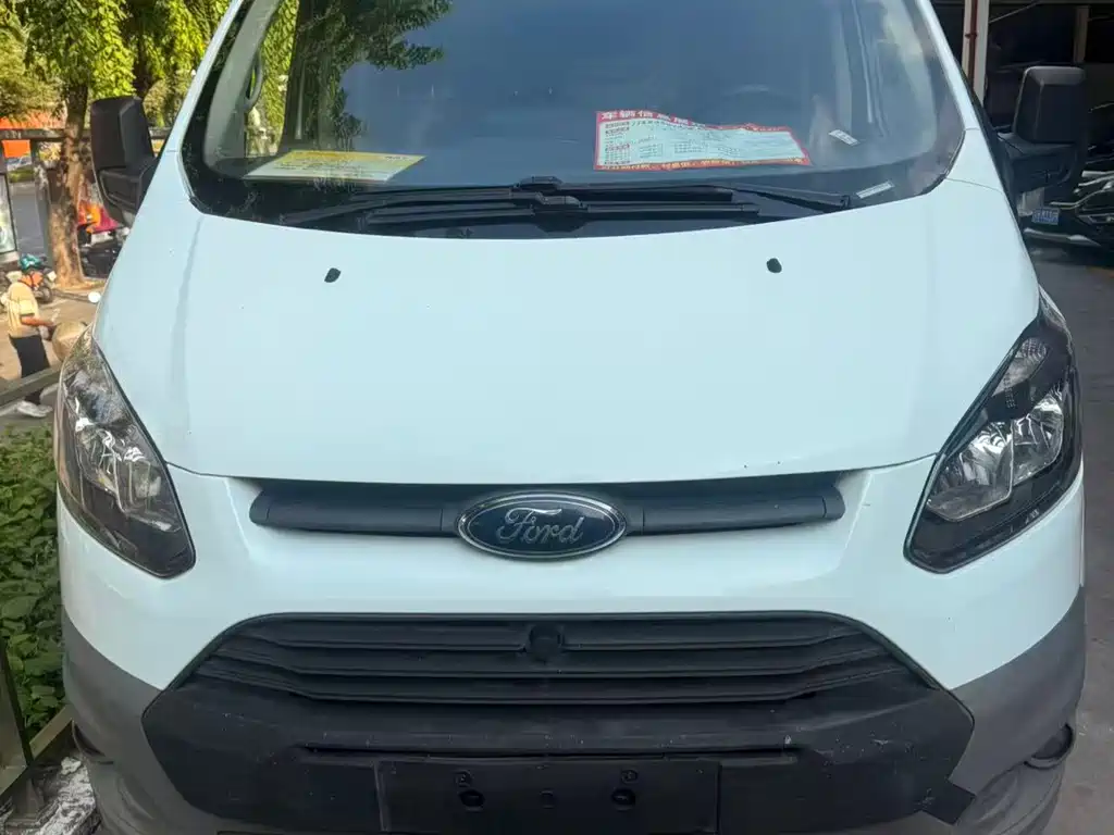 Ford Transit — миниатюра 2
