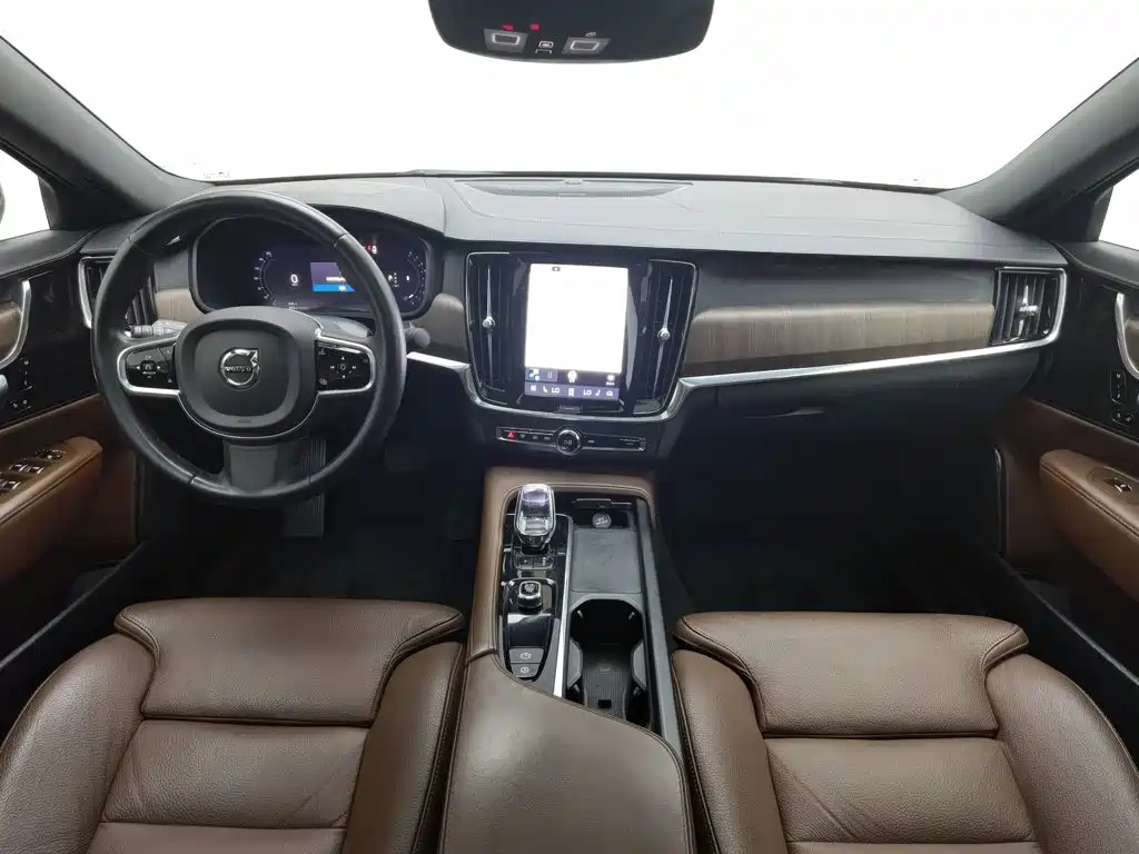 Volvo S90 2023 B5 Luxury