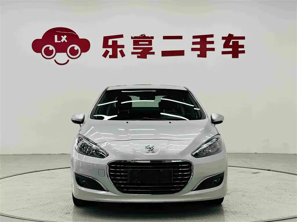 Peugeot 308 — миниатюра 8