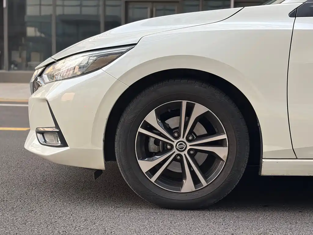 Nissan Sylphy — миниатюра 3
