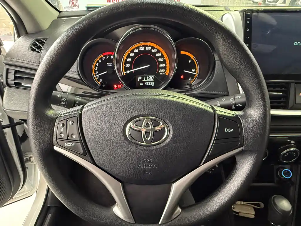 TOYOTA YARIS L ZHIXUAN