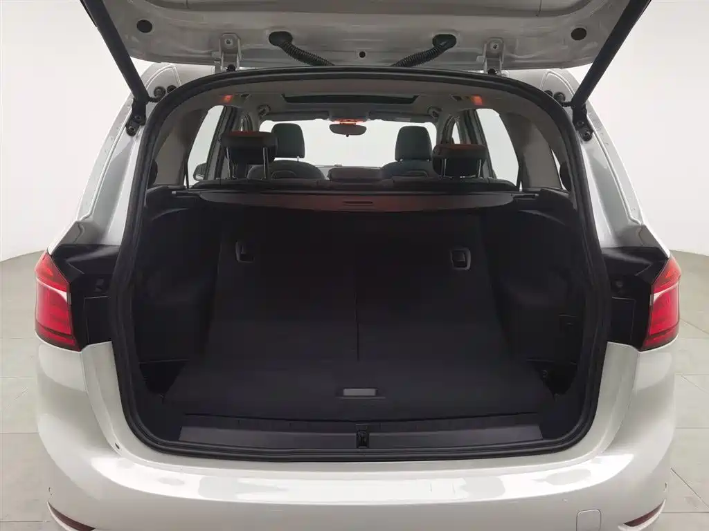 BMW 2 SERIES MULTIFUNCTIONAL STATION WAGON