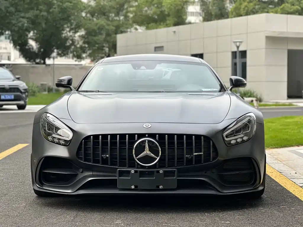 MERCEDES-BENZ AMG GT