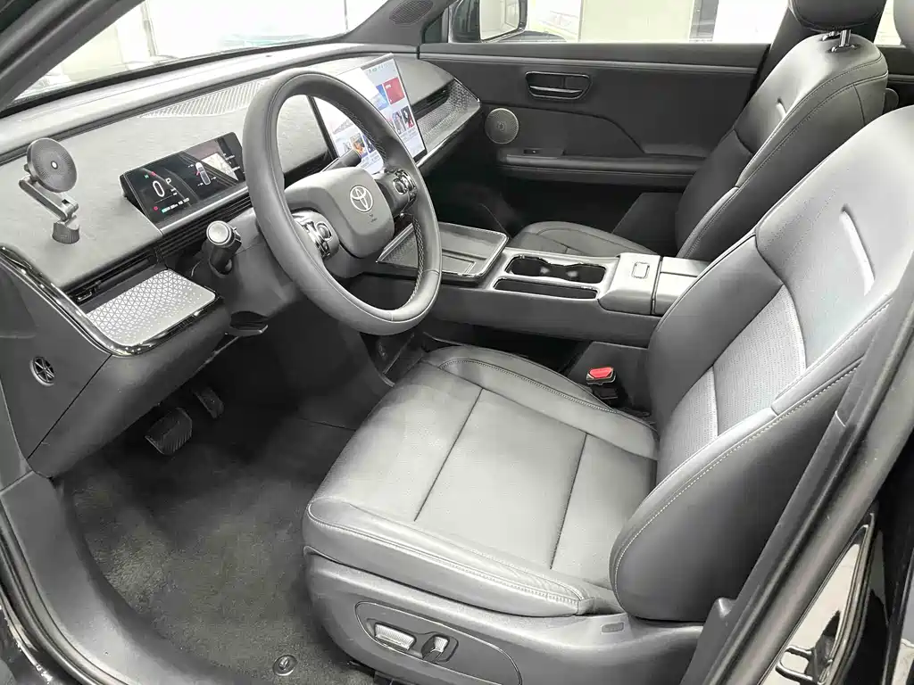 Toyota bZ3X 3X 2025 520 Pro+
