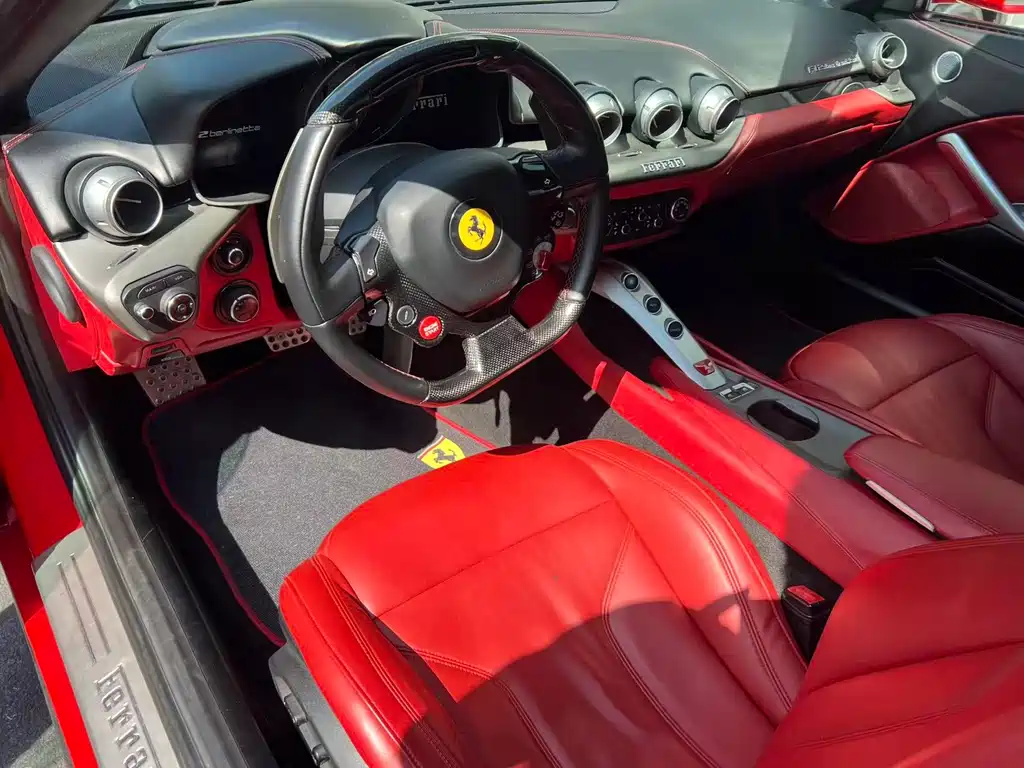 Ferrari F12berlinetta — миниатюра 11