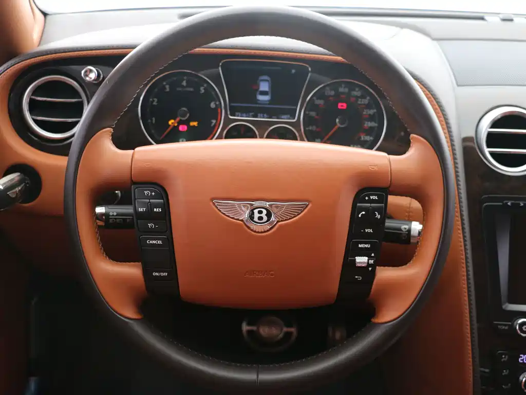 Bentley Flying Spur — миниатюра 5