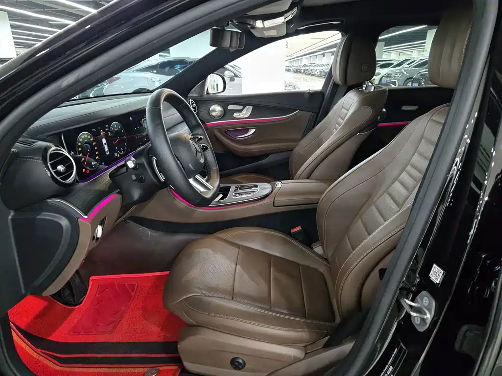 Mercedes-Benz E-Class — миниатюра 5