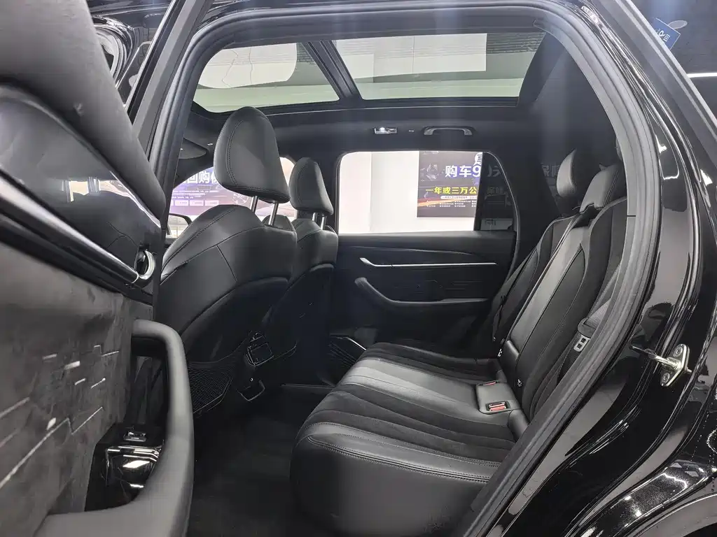 Geely Monjaro L 2024 2.0TD AT