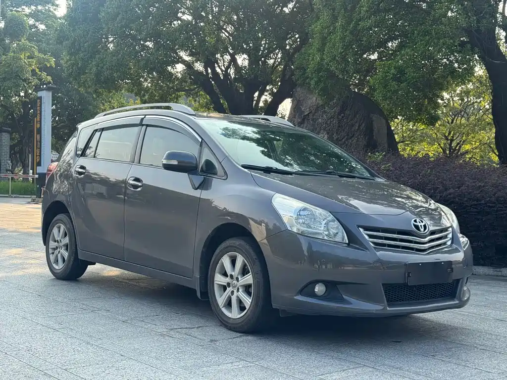 Toyota Verso — миниатюра 3
