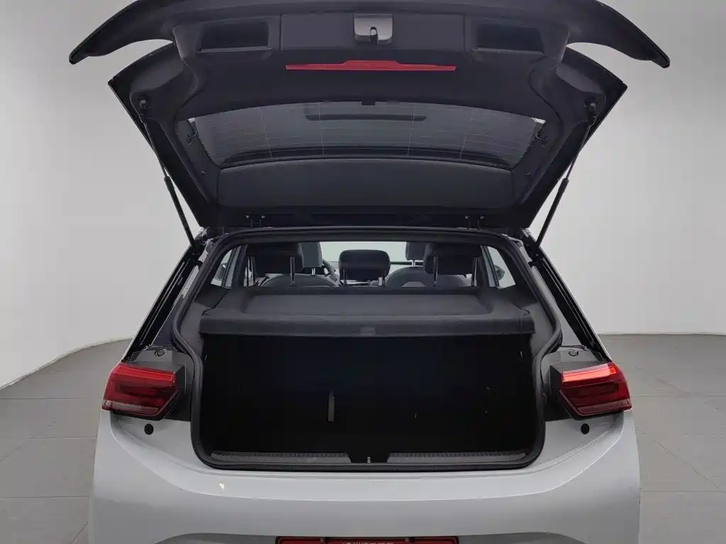 Volkswagen ID.3 — миниатюра 16