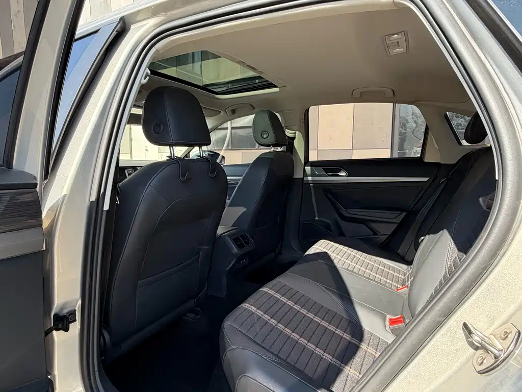 Volkswagen Lavida 2019 280TSI DSG Comfort VI