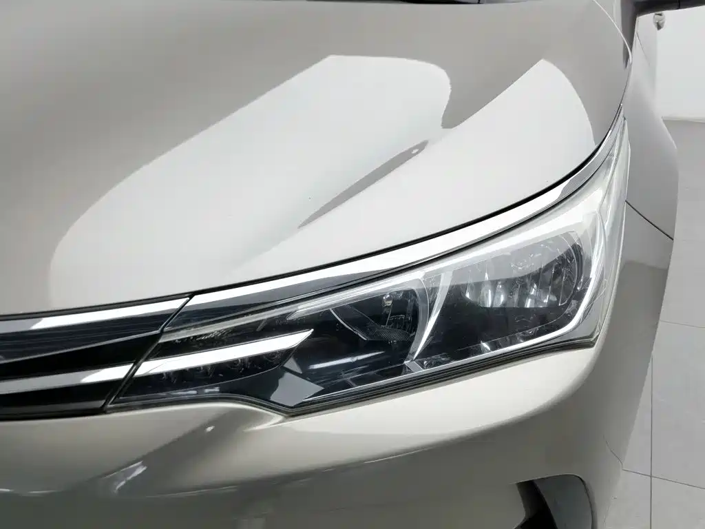 Toyota Corolla — миниатюра 7