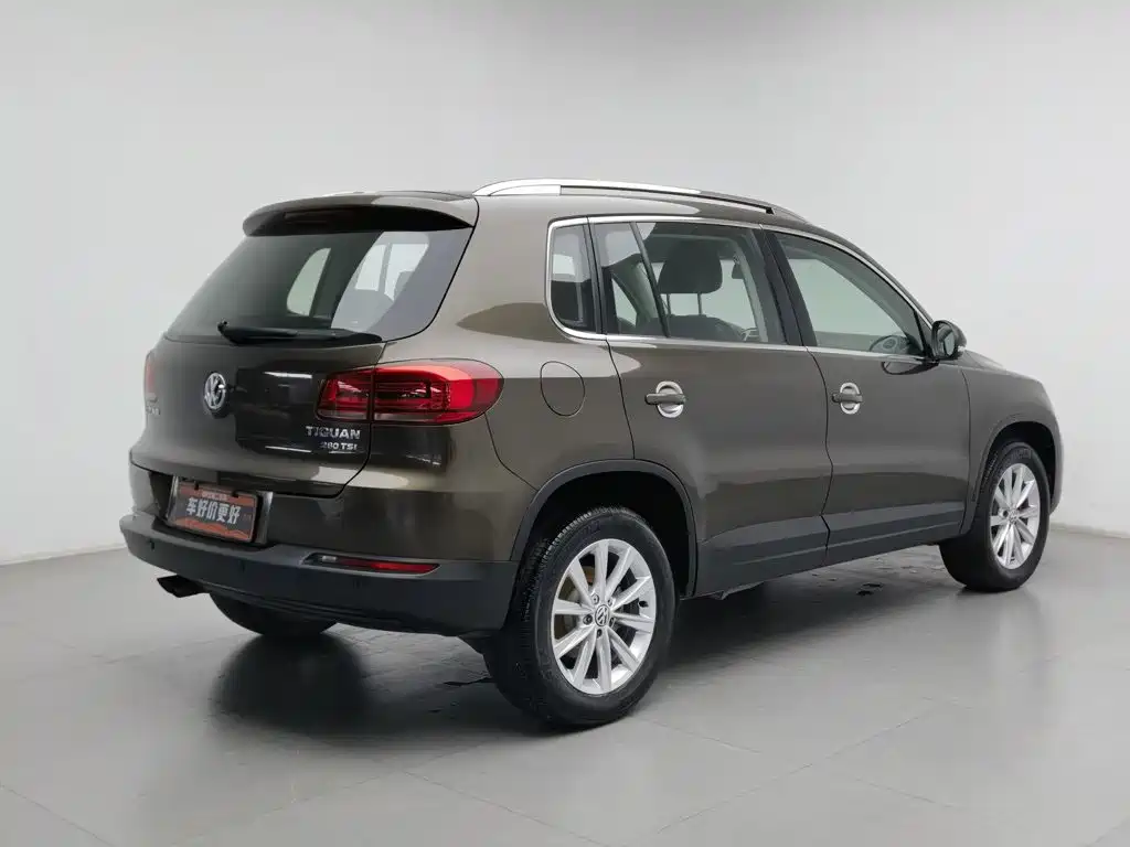 Volkswagen Tiguan — миниатюра 2