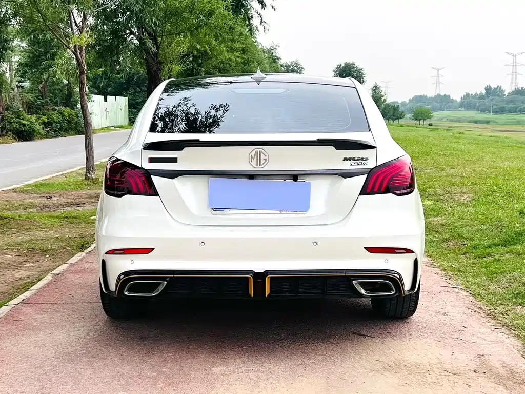 MG MG6 — миниатюра 8