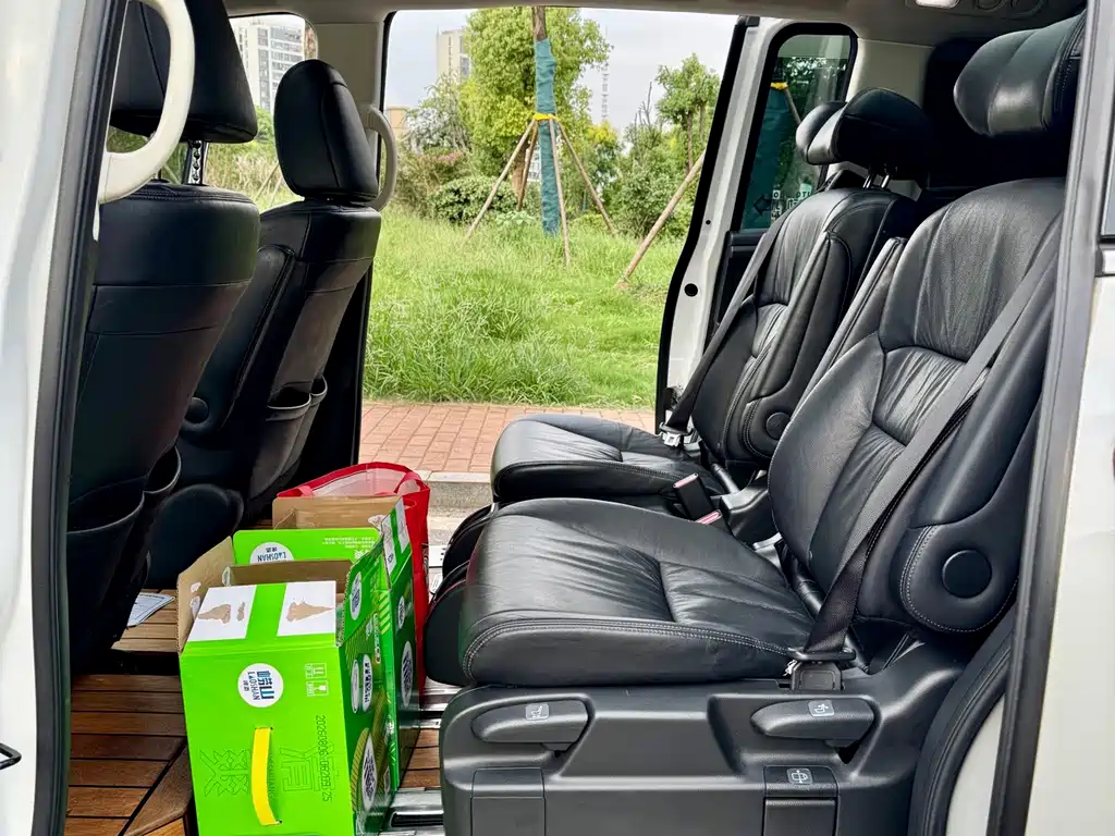 Honda Odyssey — миниатюра 6