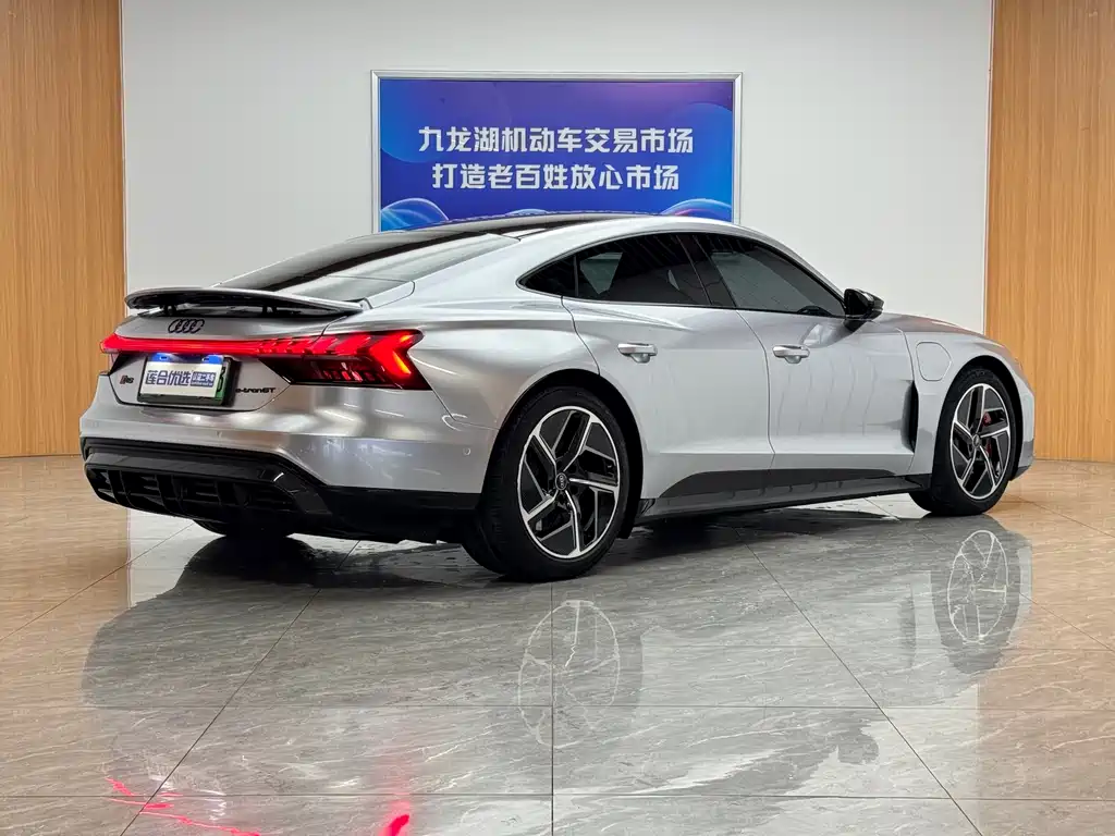 Audi RS e-tron GT