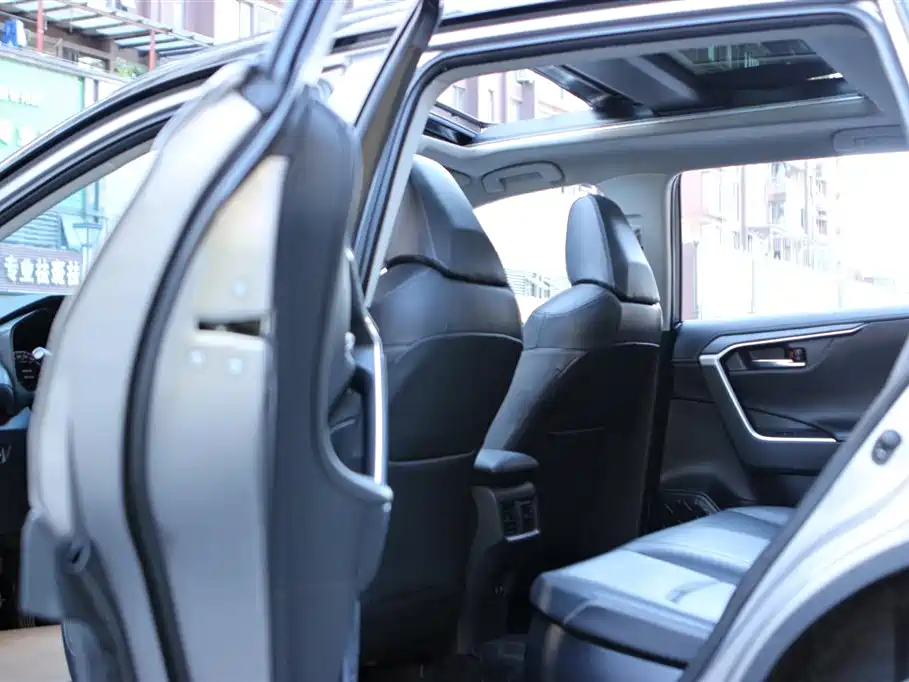 TOYOTA RAV4 RONGFANG