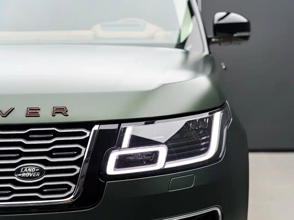 Land Rover Range Rover — миниатюра 4