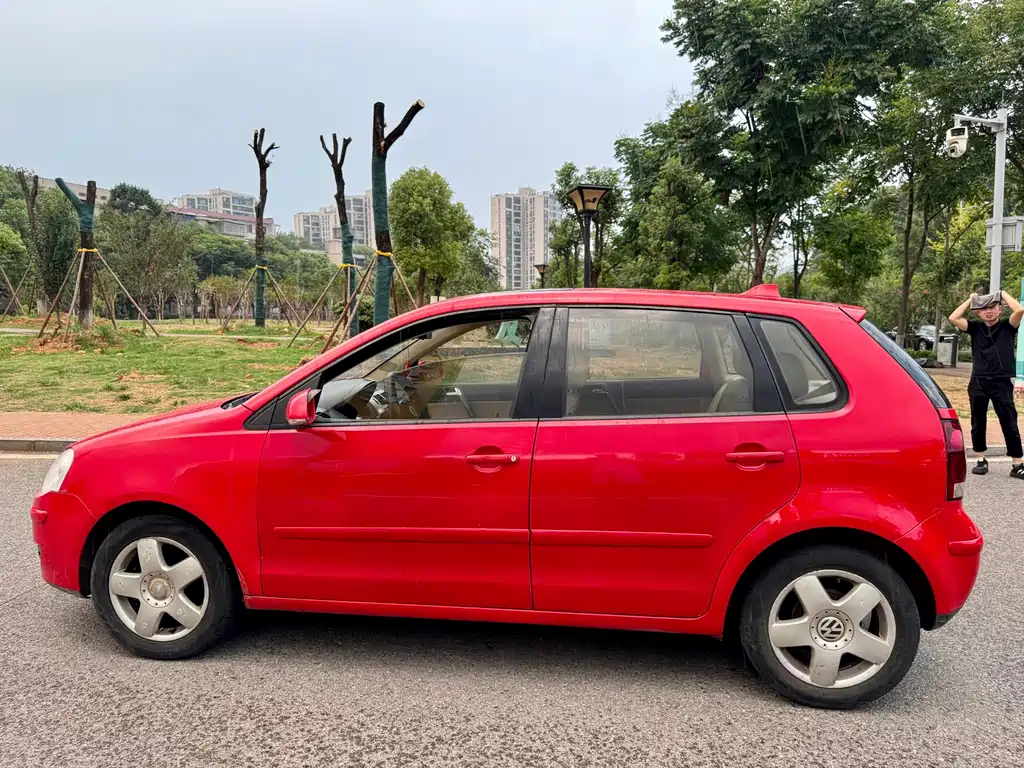 Volkswagen Polo — миниатюра 14