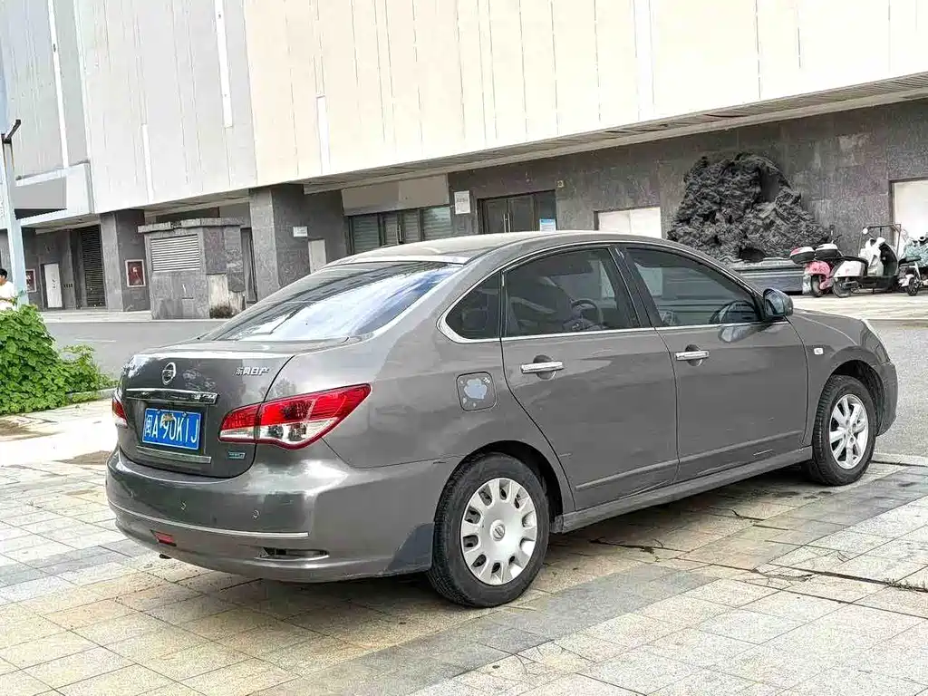 Nissan Sylphy — миниатюра 7