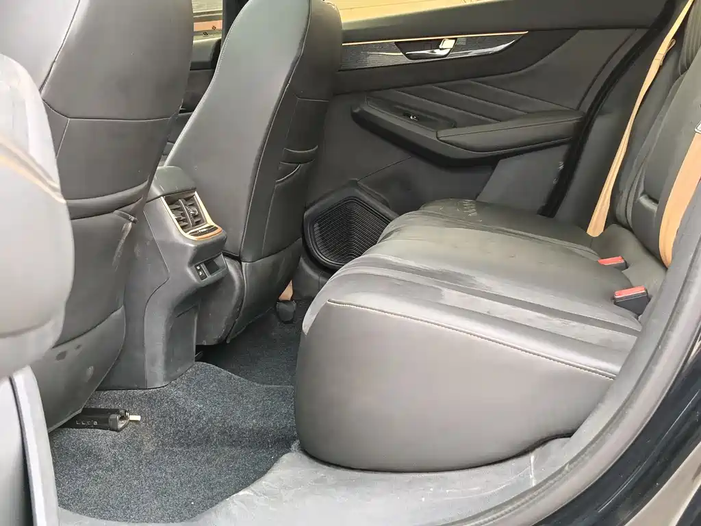 DONGFENG YI HYUN MAX