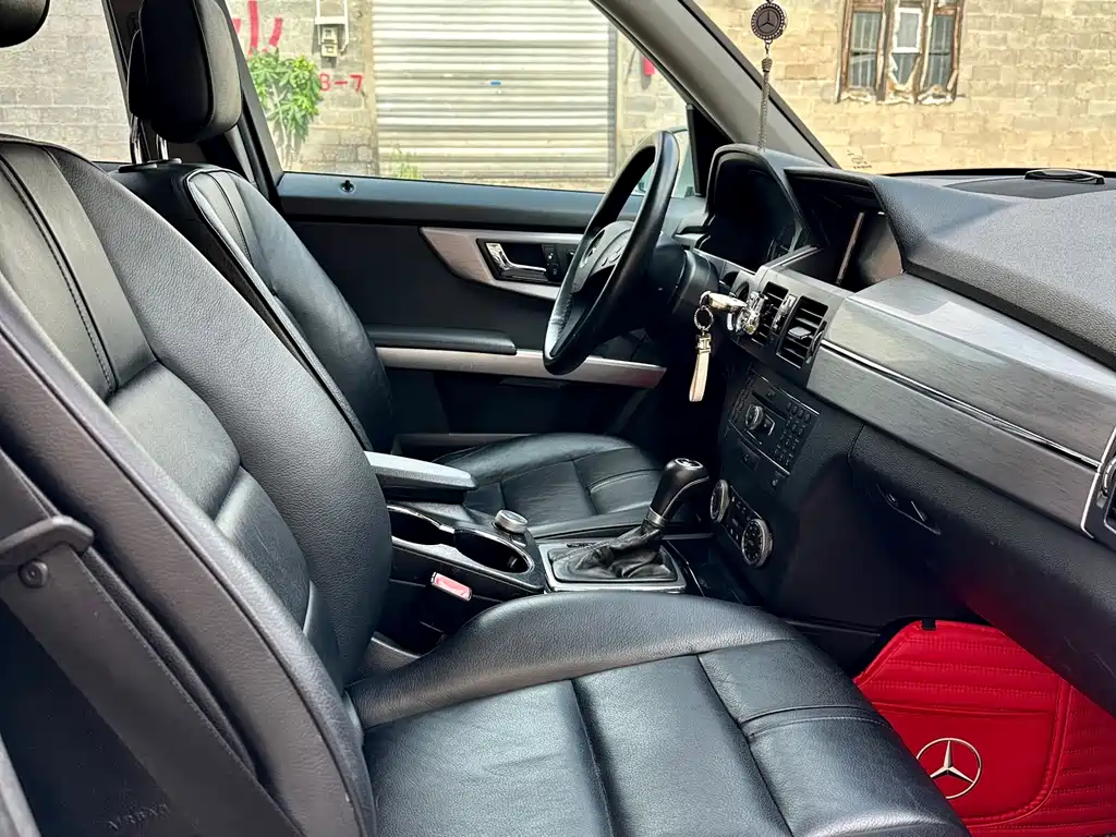 Mercedes-Benz GLK 2011 GLK 300 4MATIC Luxury