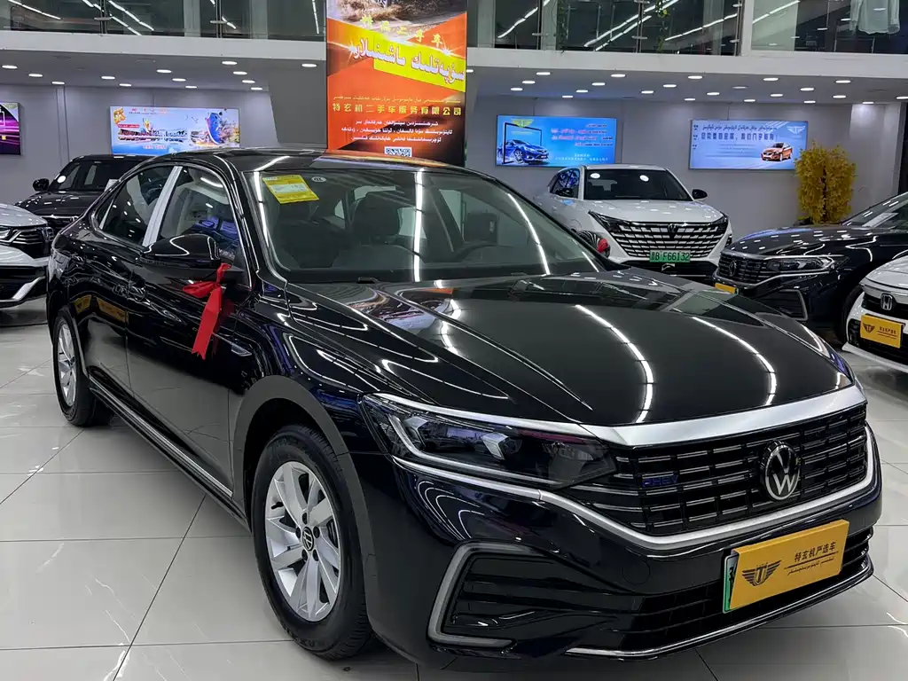 Volkswagen Passat 2025 430PHEV