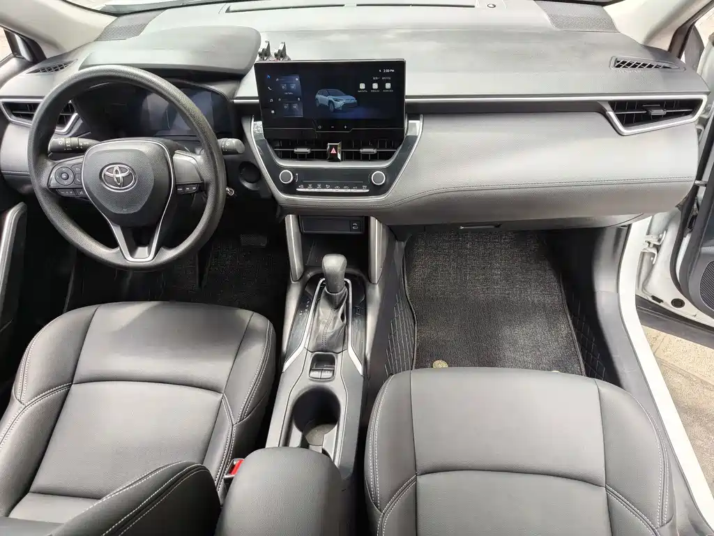 Toyota Frontlander 2023 2.0L CVT Elite