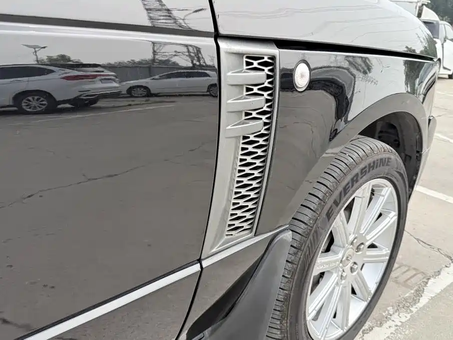 Land Rover Range Rover — миниатюра 18